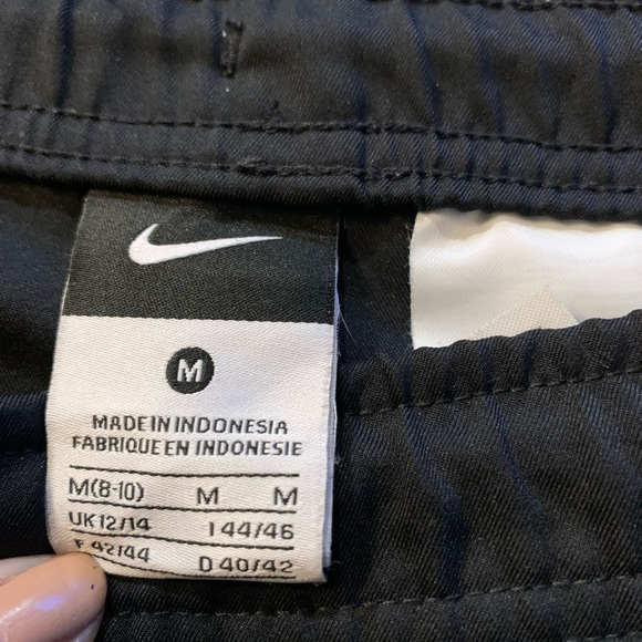 Women’s Nike Capri style , size M - Picture 9 of 9